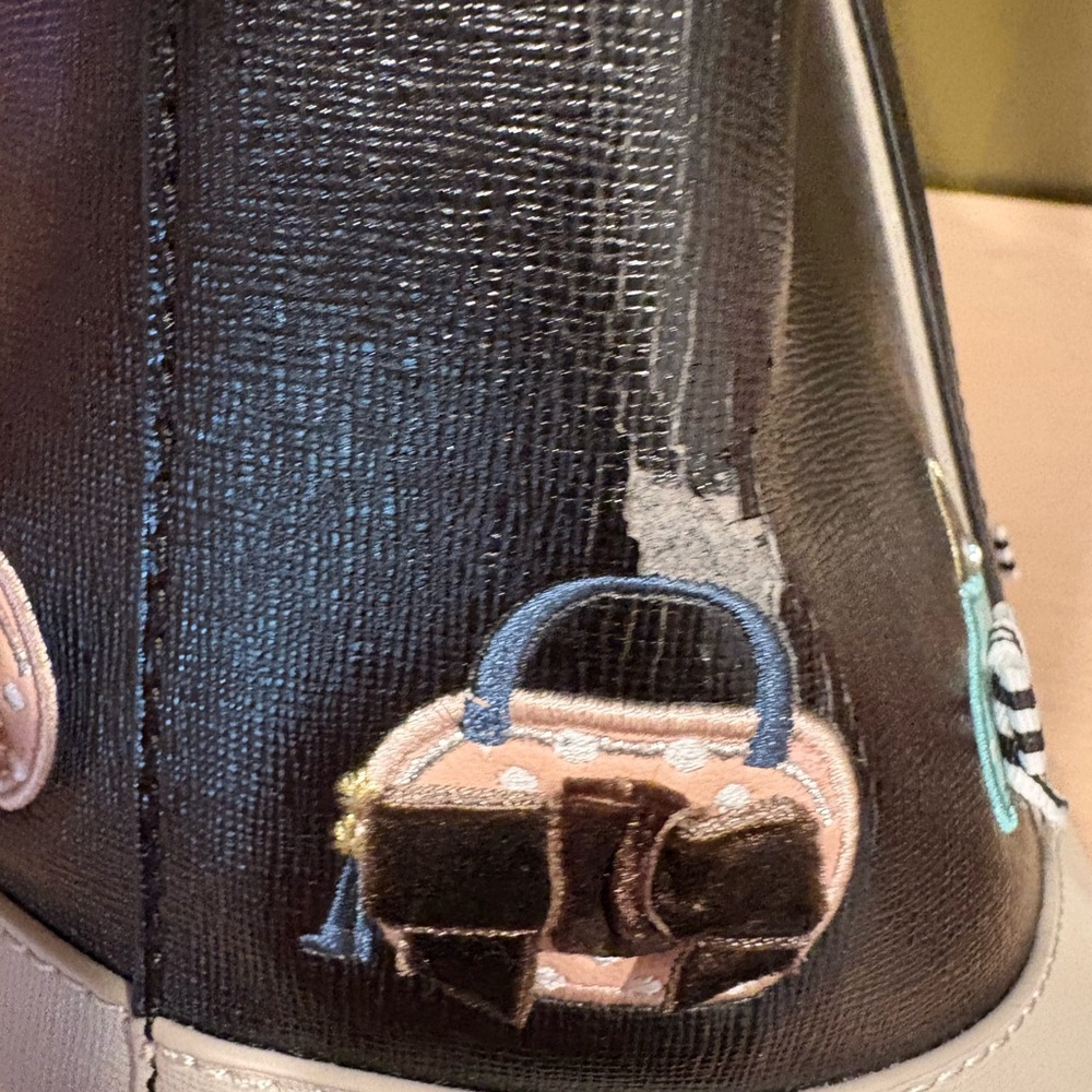 MU Sports Bucket Bag - Picture 9 of 9